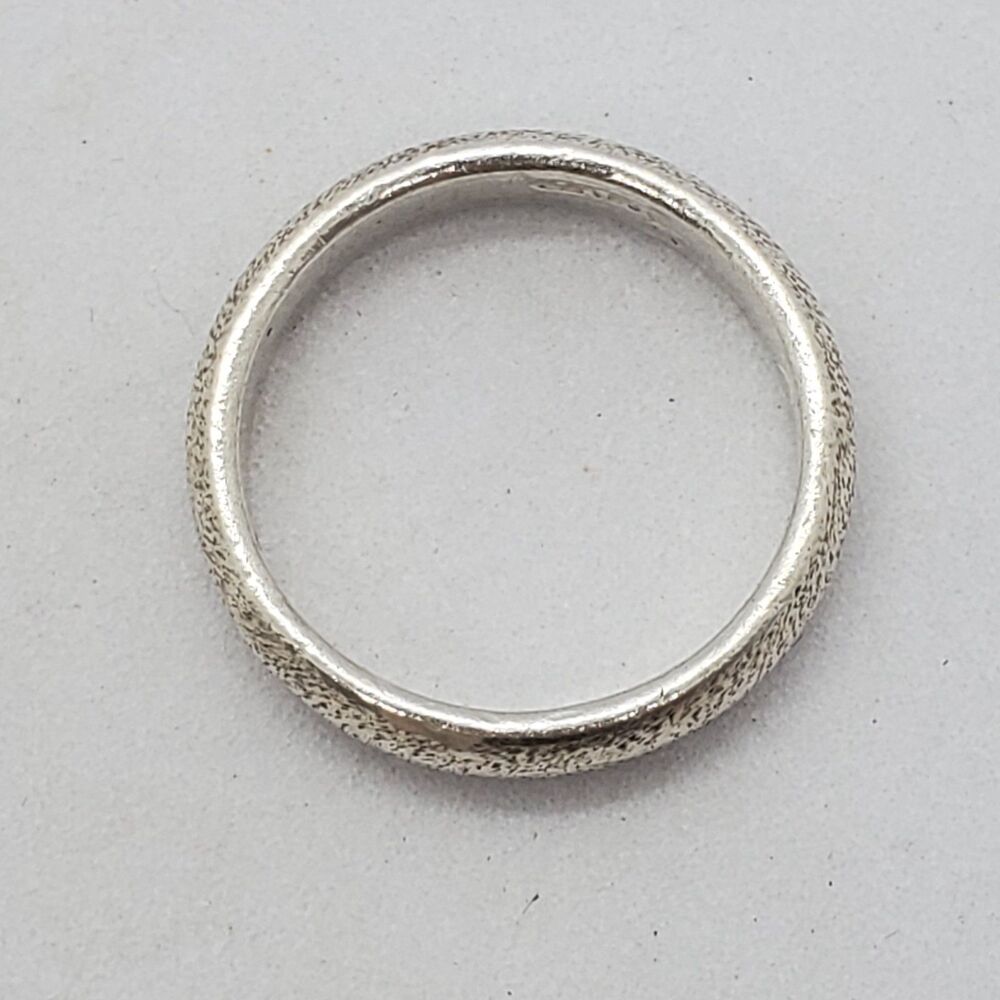 Size 6 Sterling Silver Textured Ring 925 - Picture 3 of 5